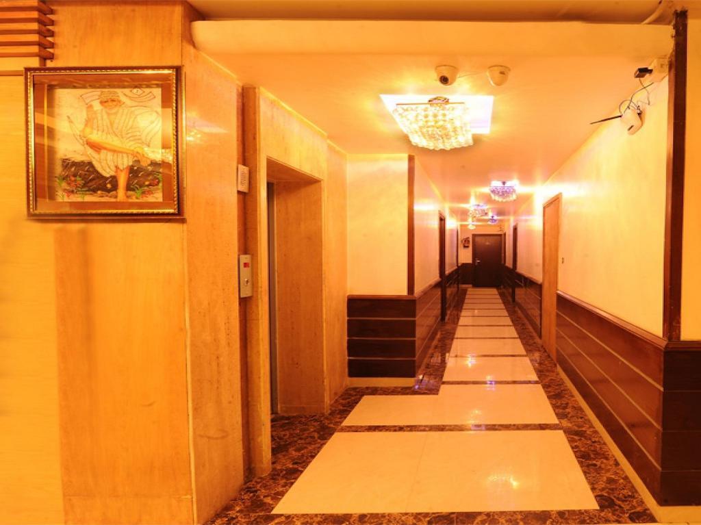 אמריצר Hotel Pearl Inn & Suites מראה חיצוני תמונה